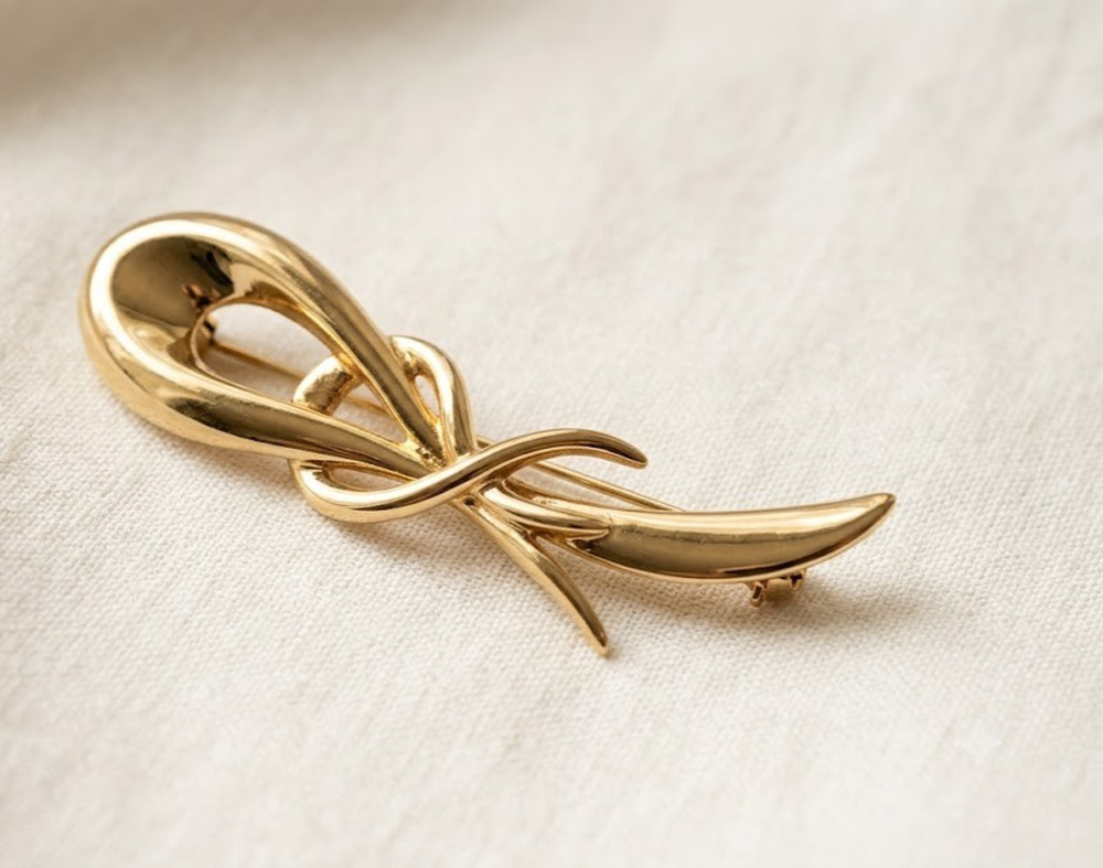 Vintage Gold Tone Abstract Curled Ribbon Brooch Pin | Discreet Awareness Jewelry